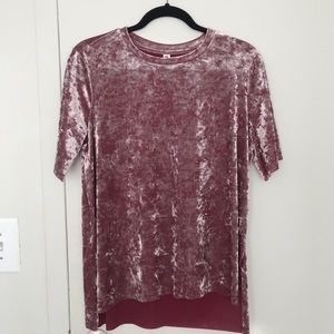 NWOT crushed velvet pink T-shirt 👚